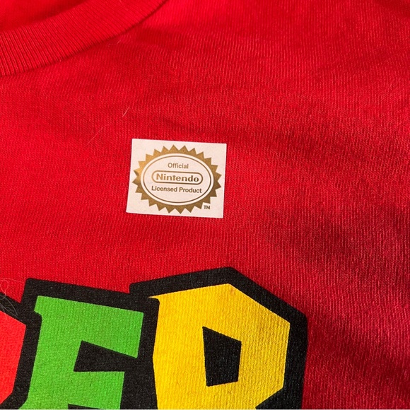 2 Nintendo Super Mario T-Shirts - Picture 4 of 6